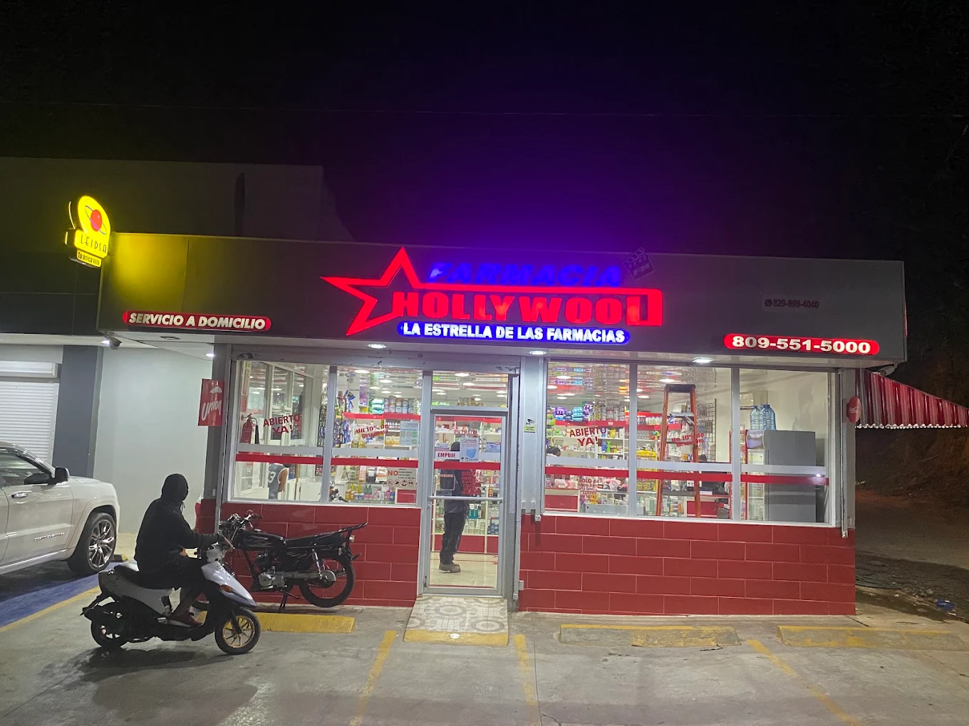 Farmacia Hollywood - Plaza Turey 00